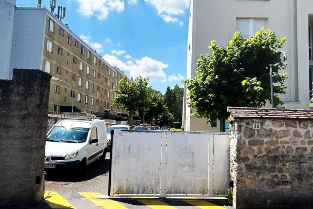 Appartement Cosy Centre Brie Comte Robert Brie-Comte-Robert Exterior photo